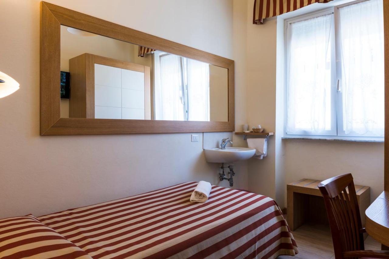 Single Room,1417954131:JPEG